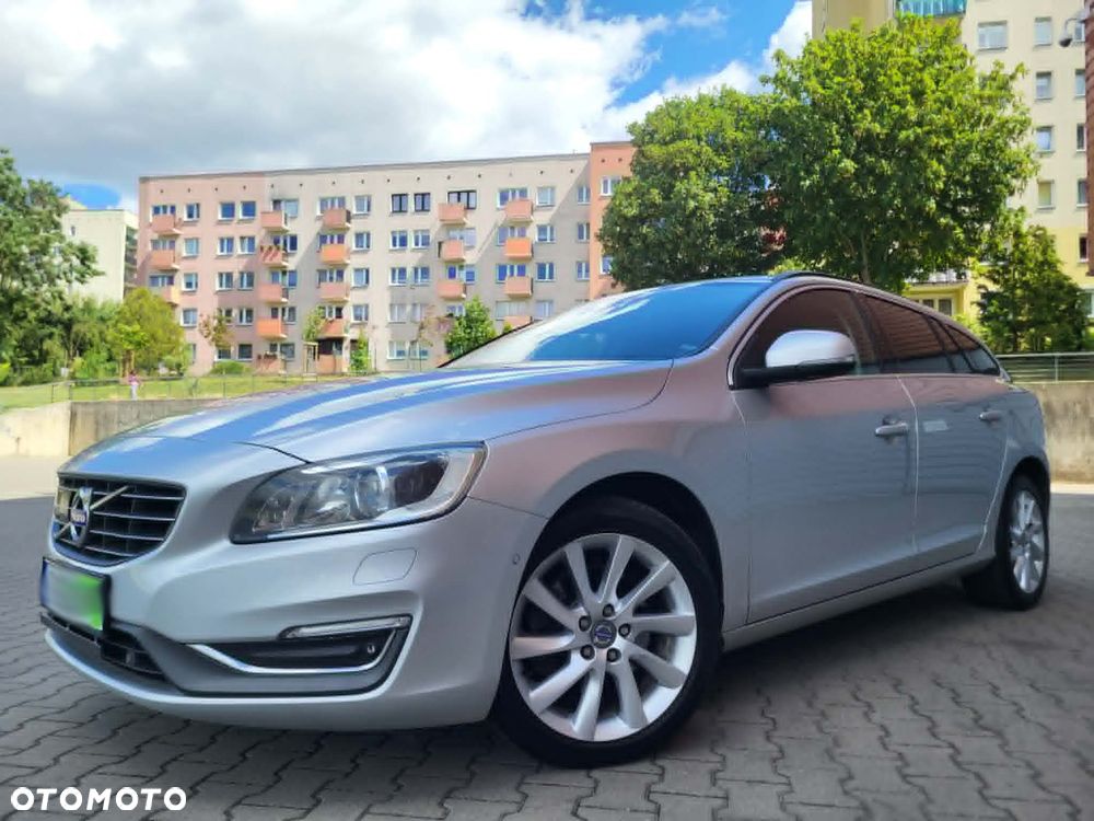 Volvo V60 D4 Momentum - 3