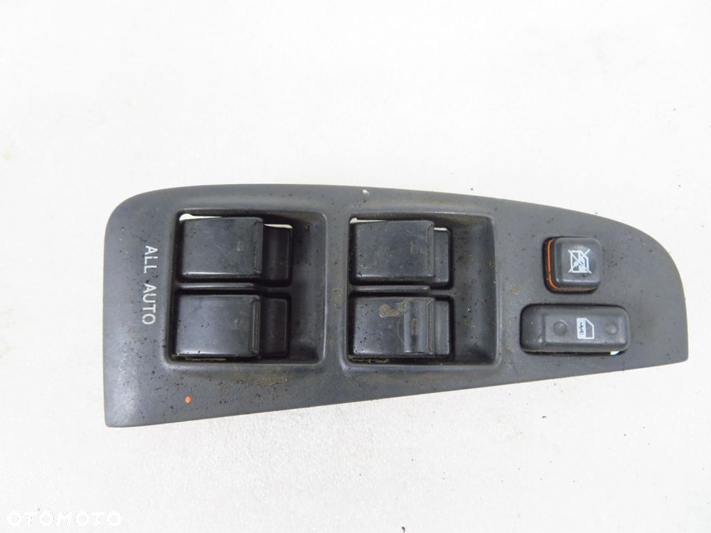 PANEL SZYB TOYOTA AVENSIS T25 8480205210B0 - 1