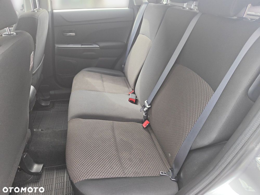 Mitsubishi ASX 1.6 Invite - 17