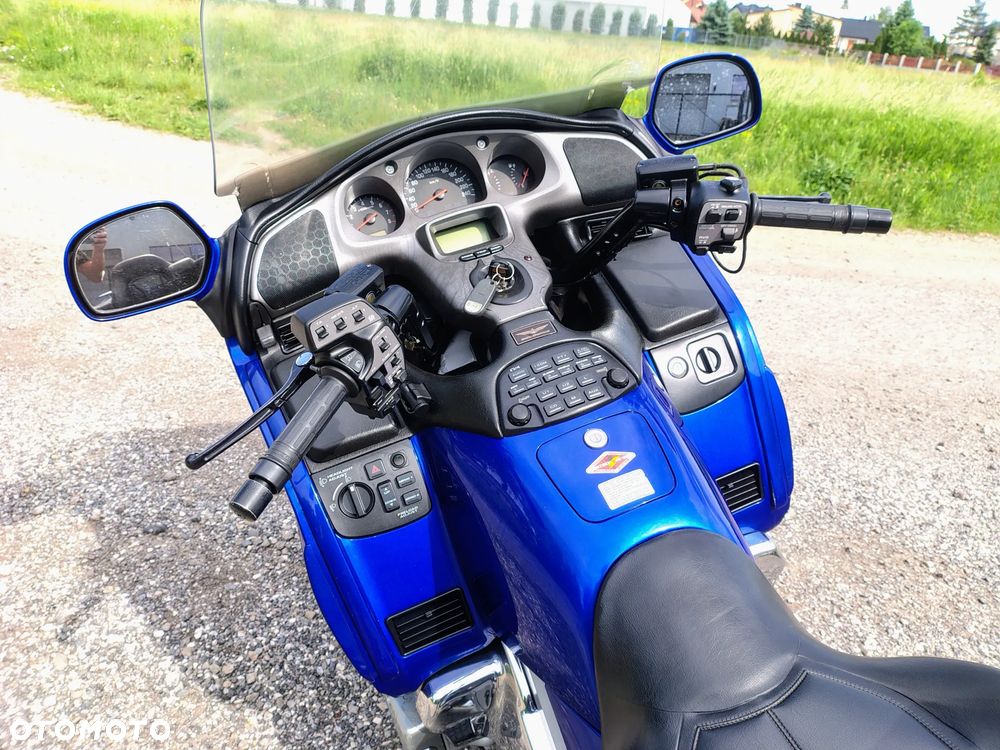 Honda GL - 9