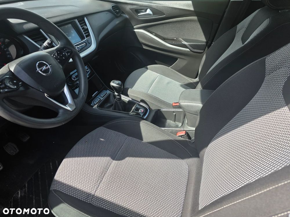 Opel Grandland X 1.2 Start/Stop Business Edition - 11