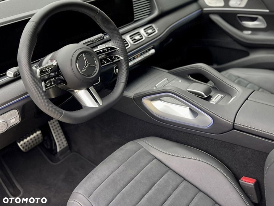 Mercedes-Benz GLE 300 d mHEV 4-Matic AMG Line - 12