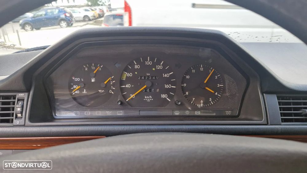 Mercedes-Benz 200 ver-d - 17