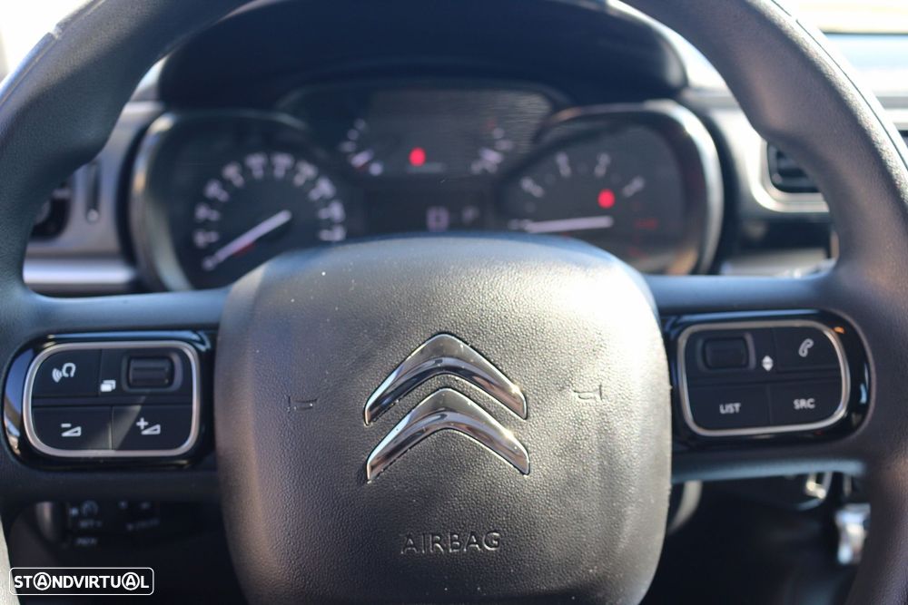 Citroën C3 1.2 PureTech Shine EAT6 - 27