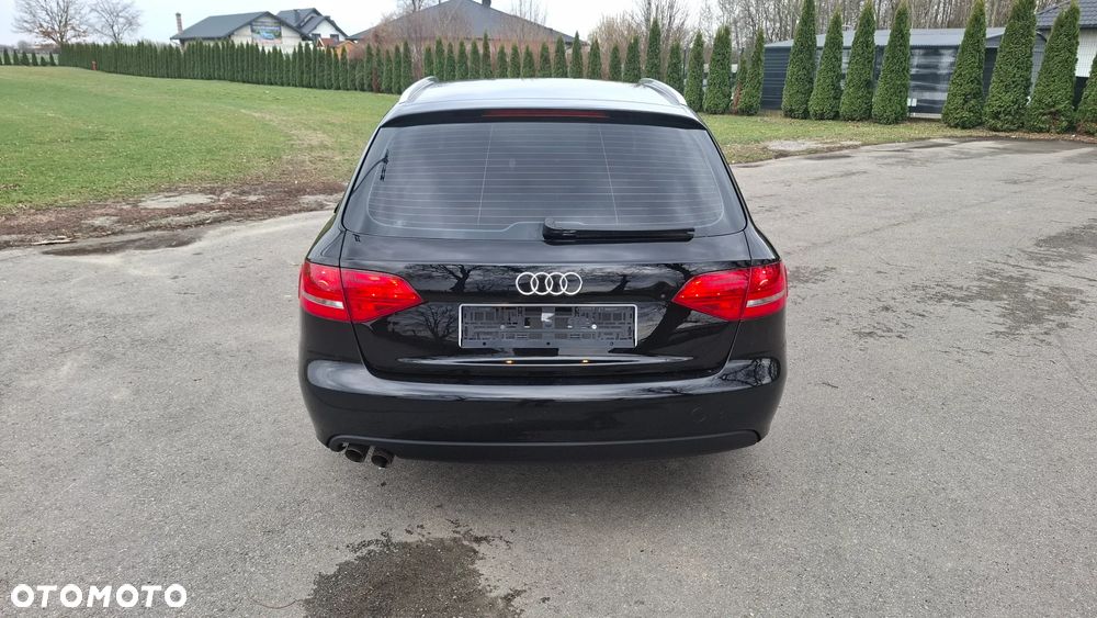 Audi A4 Avant 2.0 TDI DPF Ambiente - 10