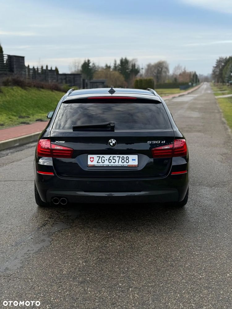 BMW Seria 5 530d xDrive Sport-Aut - 6