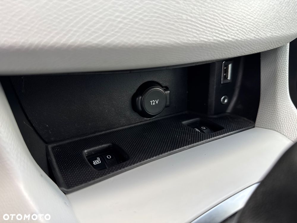 Peugeot 308 BlueHDi 150 Automatik Stop & Start Allure - 32