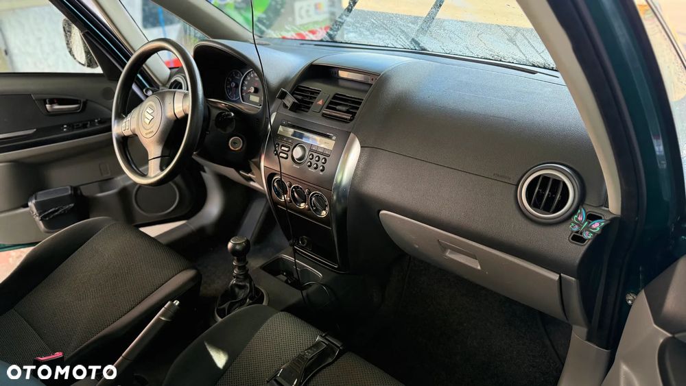 Suzuki SX4 - 5