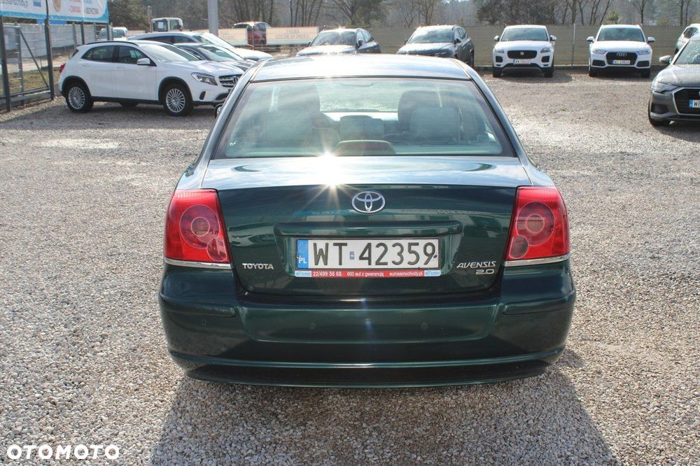 Toyota Avensis - 7
