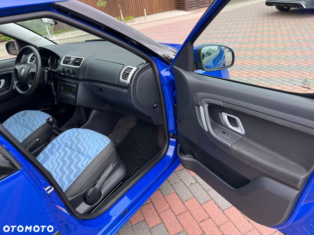 Skoda Roomster 1.4 16V Style PLUS EDITION - 8