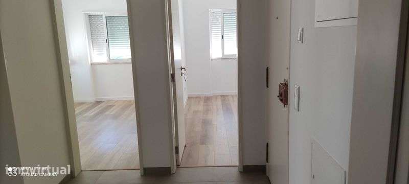 Apartamento T2 todo Remodelado na Baixa da Banheira - Grande imagem: 4/4