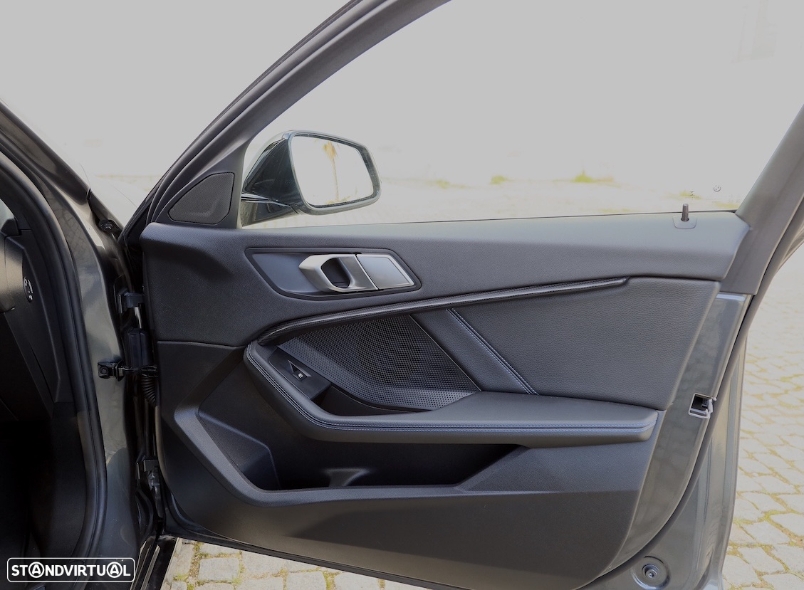 BMW M135i xDrive - 27