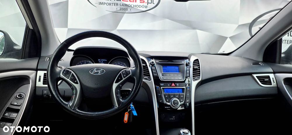 Hyundai i30 1.4 Premiere Comfort - 21