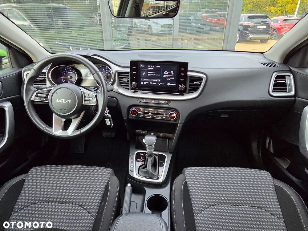 Kia XCeed 1.5 T-GDI L Business Line DCT - 38