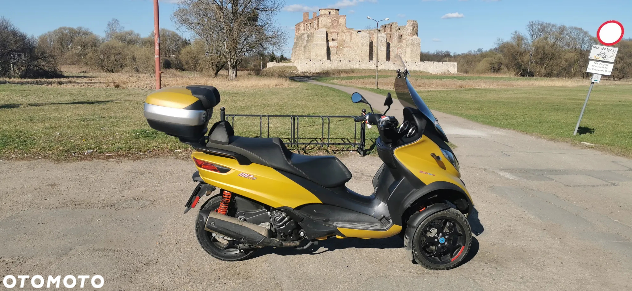 Piaggio MP-3 - 7