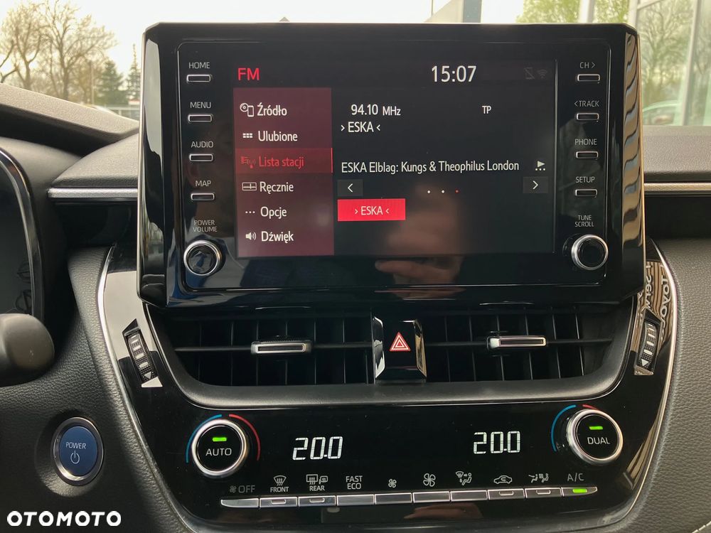 Toyota Corolla 1.8 Hybrid Comfort - 27