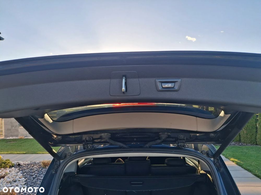 BMW Seria 2 218d Sport-Aut Luxury Line - 12