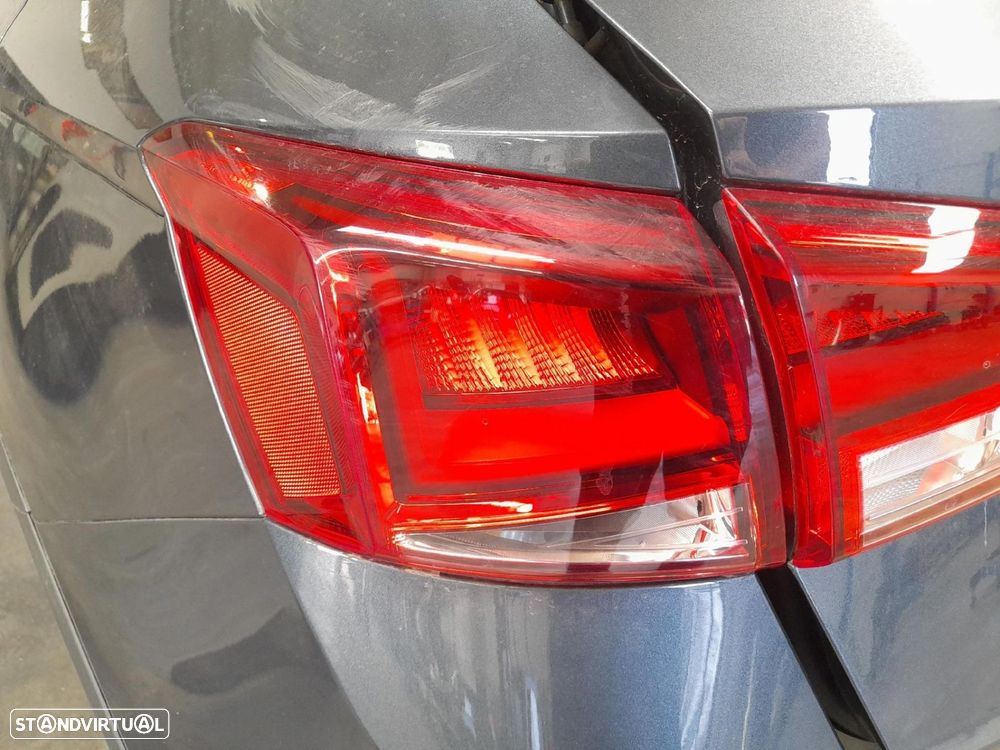 Farolim esquerdo SEAT Arona (KJ7) - 1