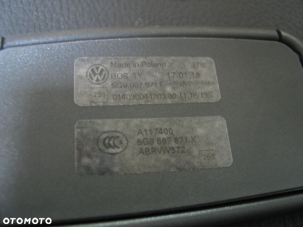 roleta bagaznika vw golf 7 VII 12-20r. 5G9867871F czarna oryginał - 9