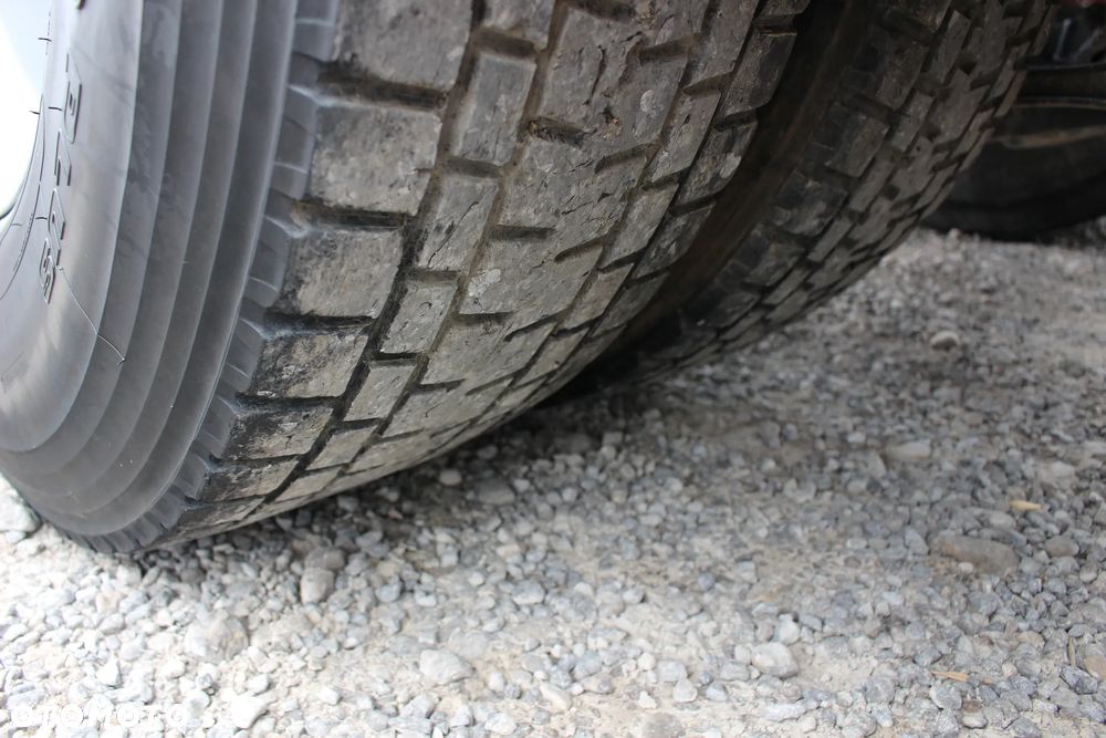 Volvo FH4 500 *E5*EEV / HYDRAULIKA / PEŁNY SPOILER/ *SERWIS FR*/ SUPER STAN / - 21