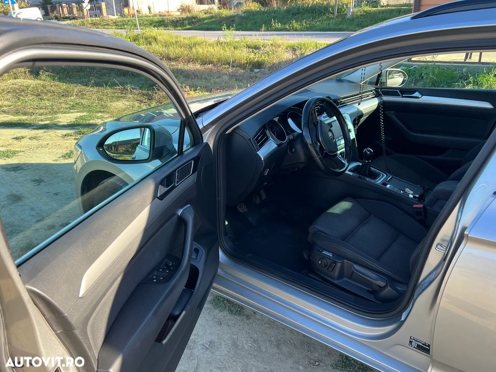 Volkswagen Passat Variant 1.6 TDI Comfortline - 4
