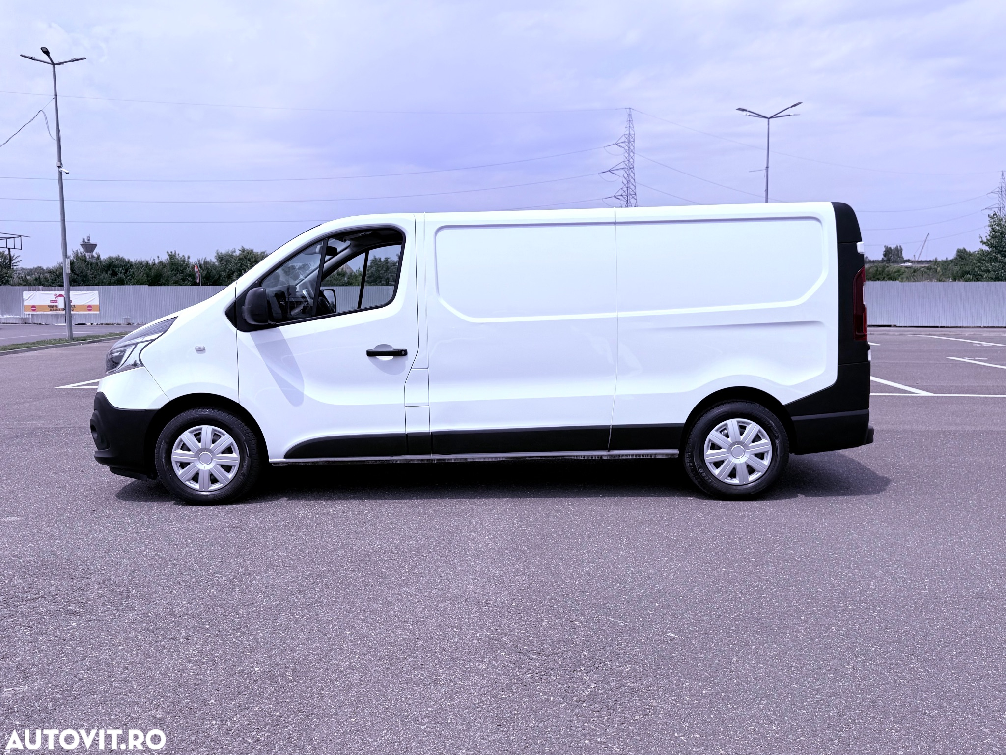 Renault Trafic 2.0 Blue dCi 146 Furgon Cabina Dubla L2H1 Authentique - 13