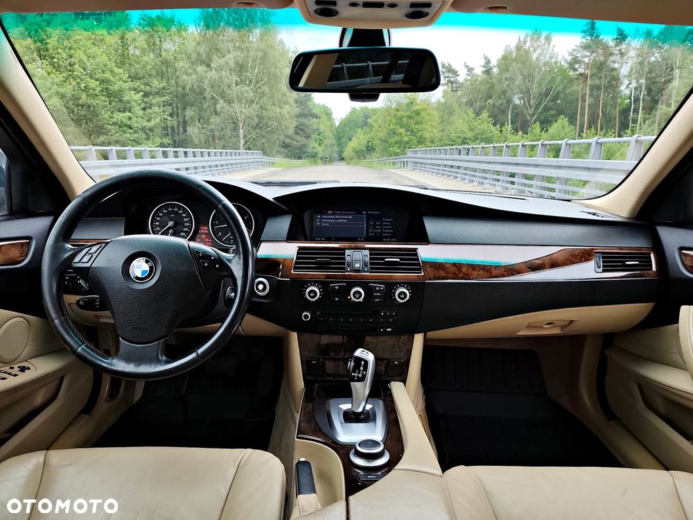 BMW Seria 5 - 21
