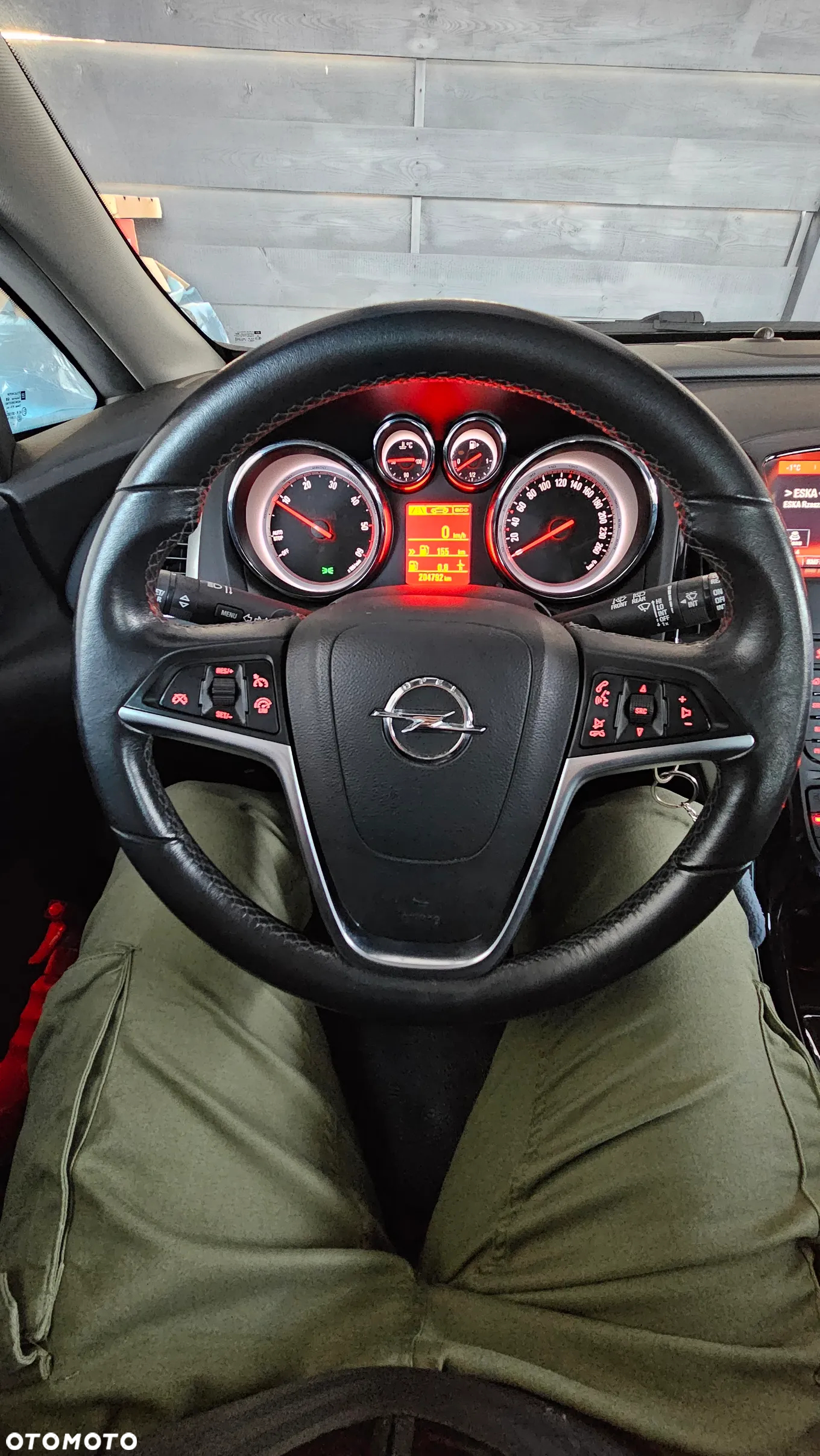 Opel Astra IV 1.6 CDTI Cosmo - 12
