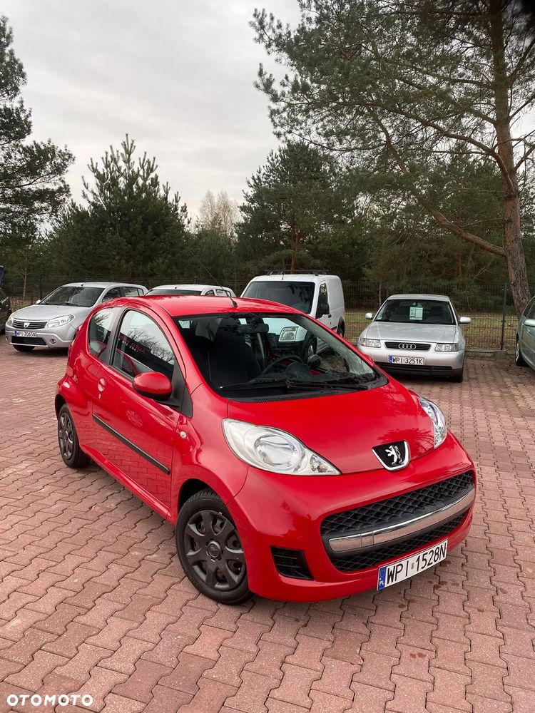 Peugeot 107 1.0 Trendy - 2