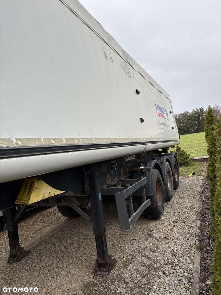 Schmitz Cargobull SKI 24 - 3