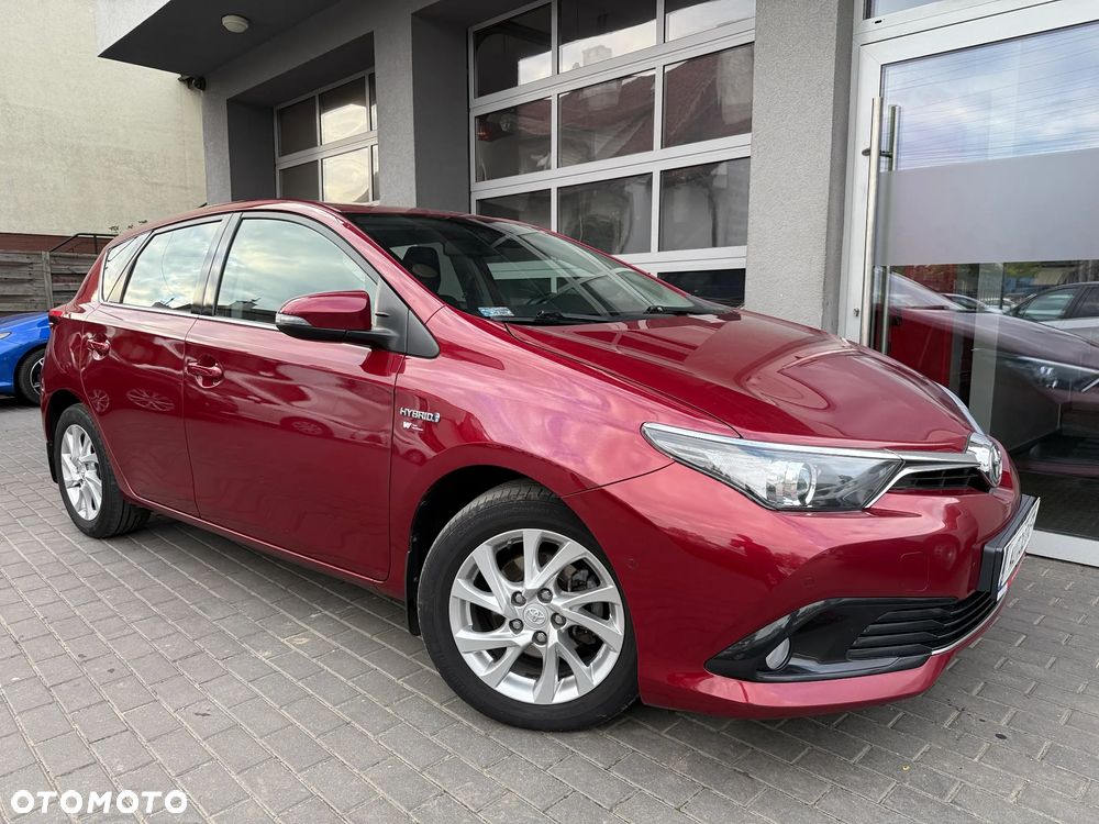 Toyota Auris Hybrid 135 Premium - 1