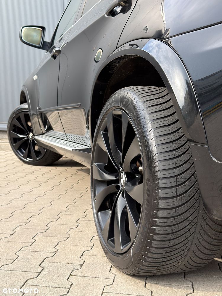 BMW X5 xDrive48i - 36