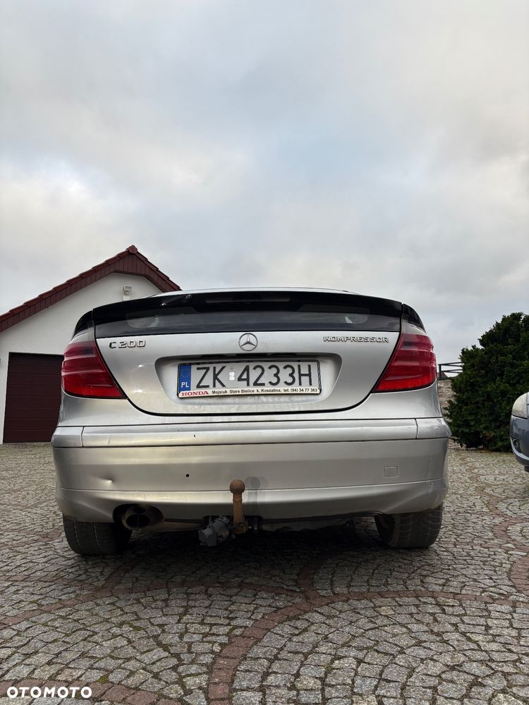 Mercedes-Benz Klasa C 200 Kompressor Sportcoupe - 7