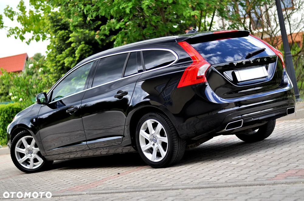 Volvo V60 D4 Ocean Race - 13