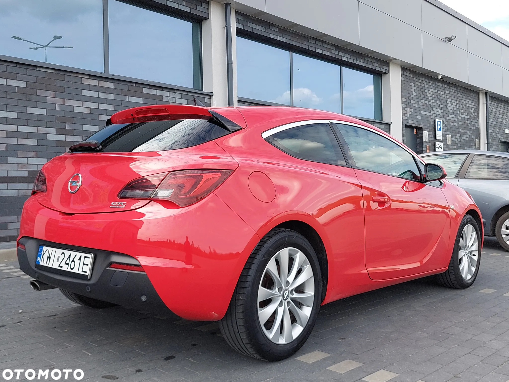 Opel Astra IV GTC 1.6 T Active - 5