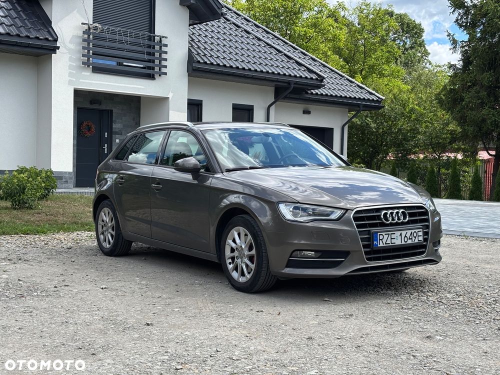 Audi A3 Sportback 1.6 TDI DPF Ambition - 5