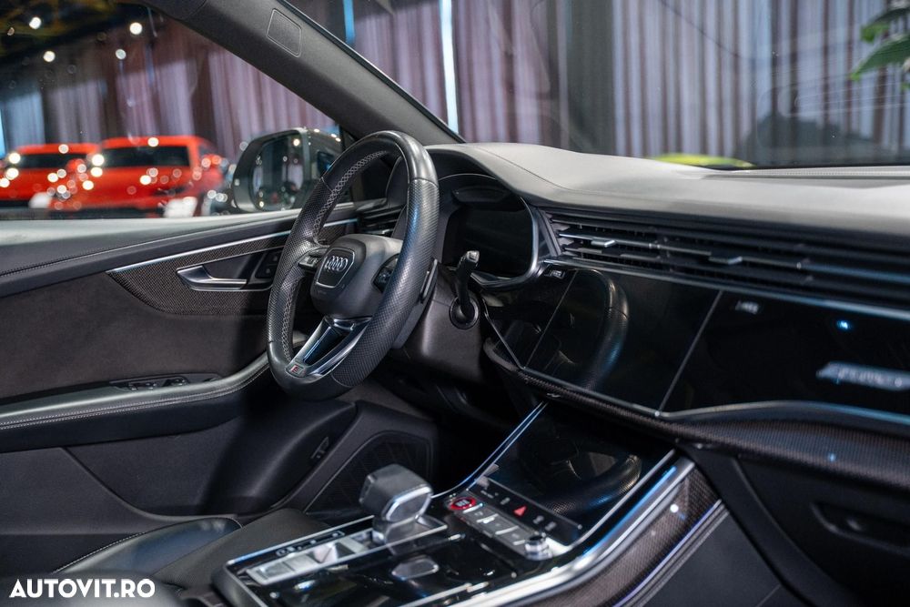 Audi SQ8 - 27