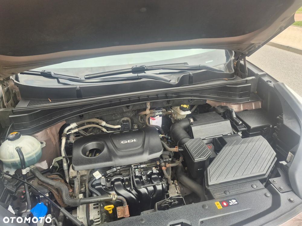 Kia Sportage 1.6 GDI 2WD Vision - 19