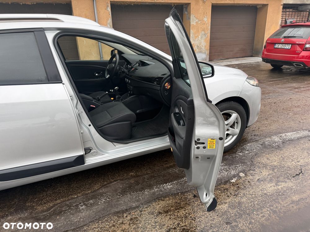 Renault Megane 1.5 dCi Expression - 9