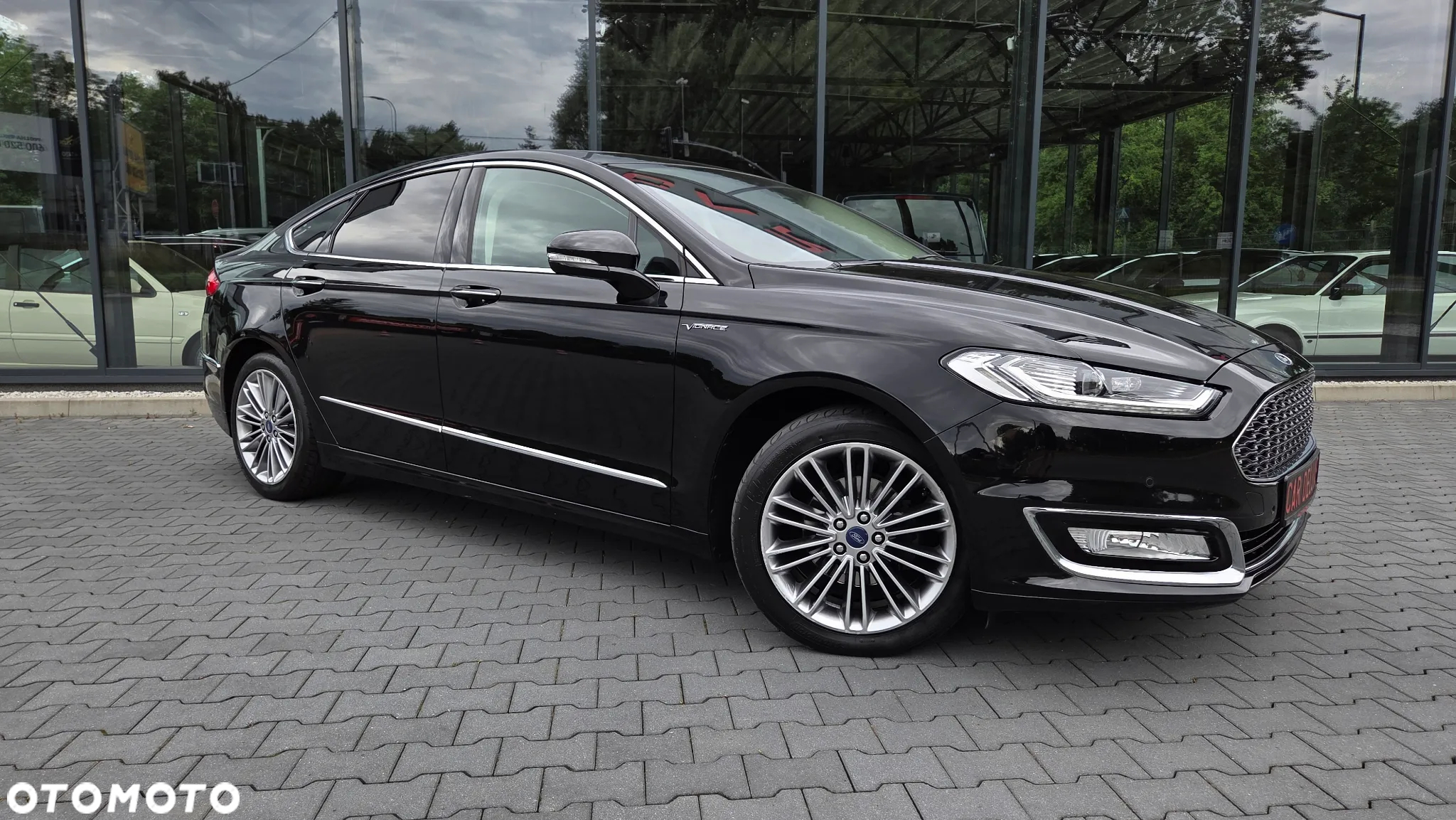 Ford Mondeo Vignale 2.0 EcoBoost - 31
