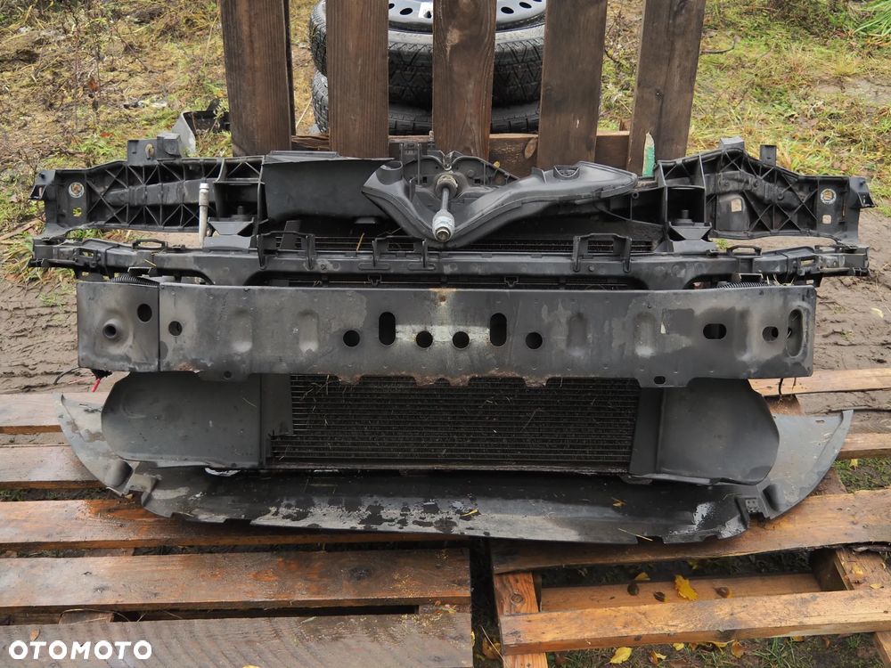 Pas przedni kompletny Ford C-Max Mk.1 Lift 1.8 Benzyna 125KM - 1