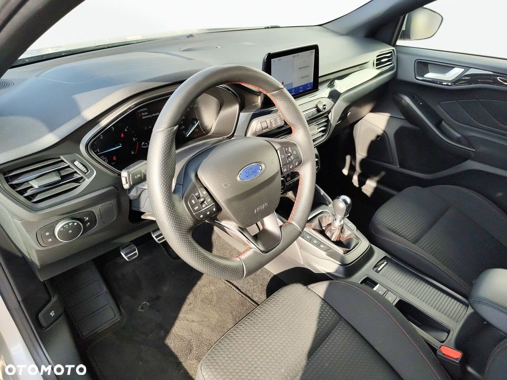 Ford Focus - 9