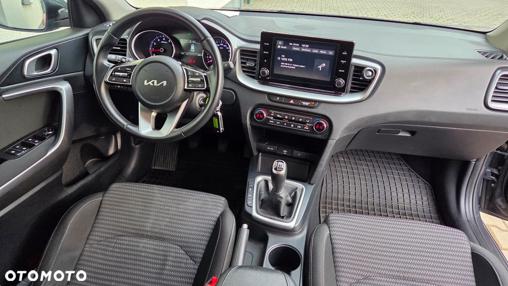 Kia Ceed 1.5 T-GDI M - 14