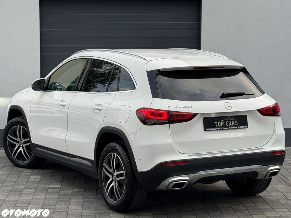 Mercedes-Benz GLA 220 d Progressive - 29