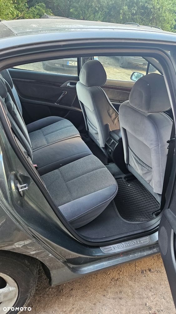 Peugeot 407 - 15