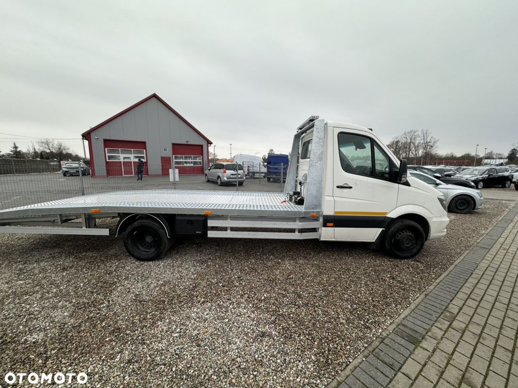 Mercedes-Benz Sprinter 519 - 13