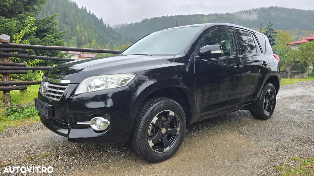 Toyota RAV4 2.2 D-4D 4WD Luxury - 2