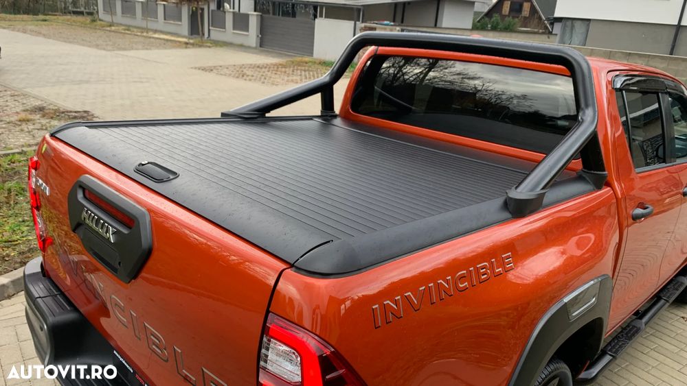 Toyota Hilux 2.8D 204CP 4x4 Double Cab AT Invincible Color Edition - 10