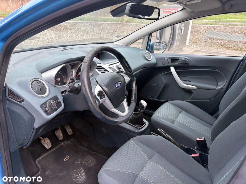 Ford Fiesta 1.6 TDCi Individual - 6