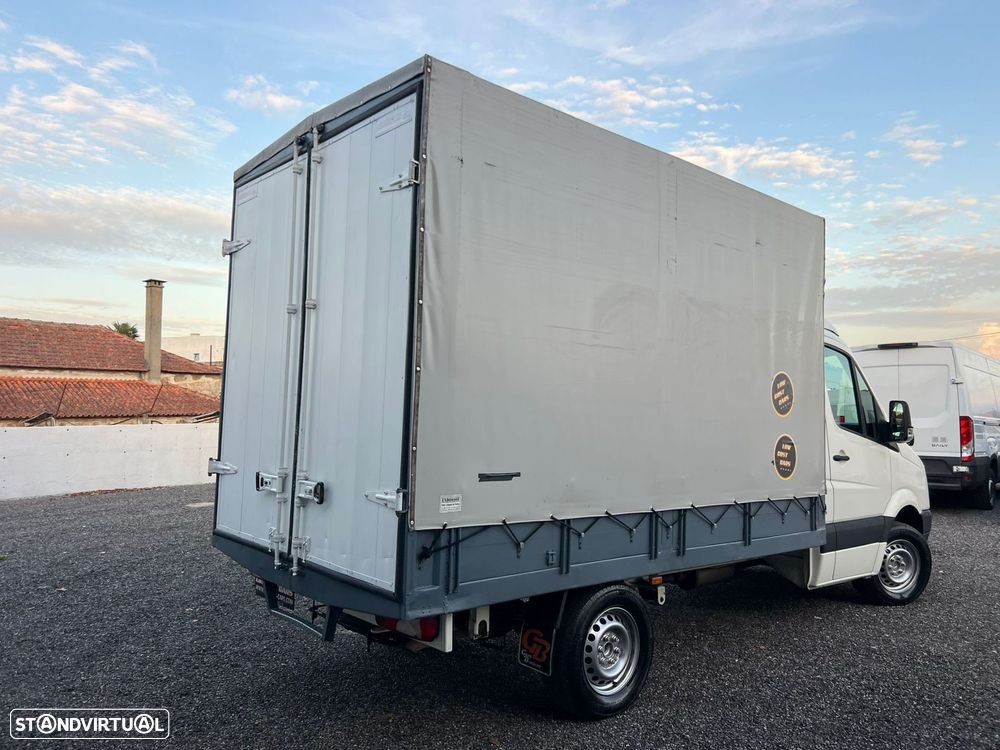 VW Crafter 35 2.5 TDi 164 Média - 4